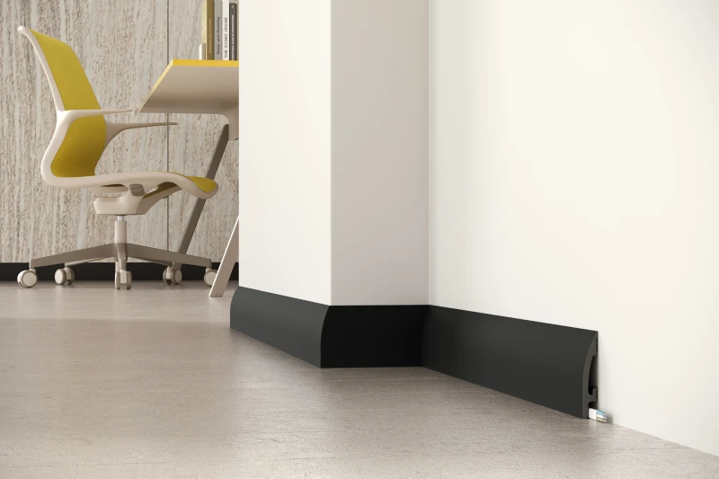 listwa-przypodlogowa-durofit-pf083b-czarna-8-cm-premium-8cm-sciana